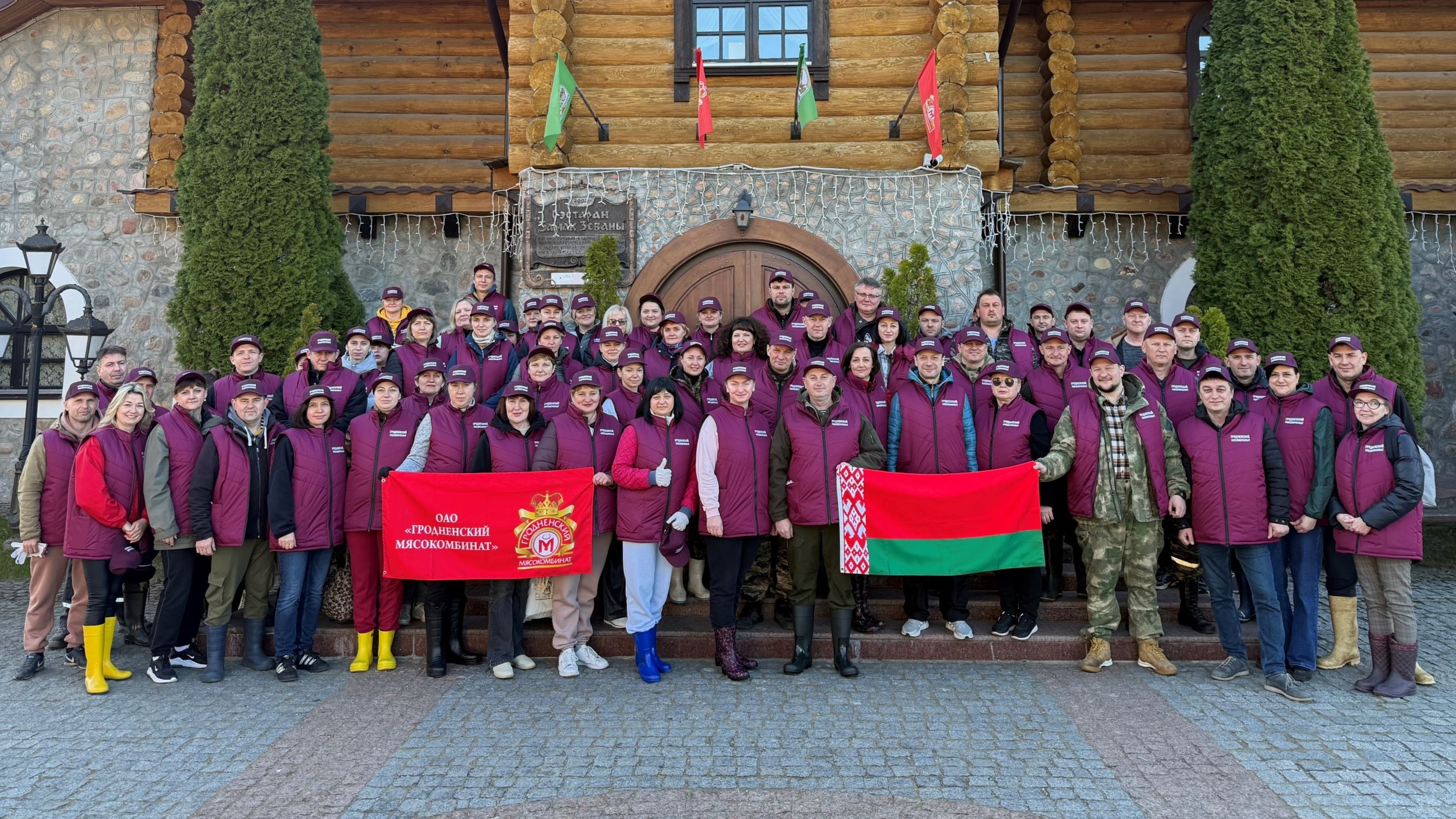 Субботник с душой и энтузиазмом