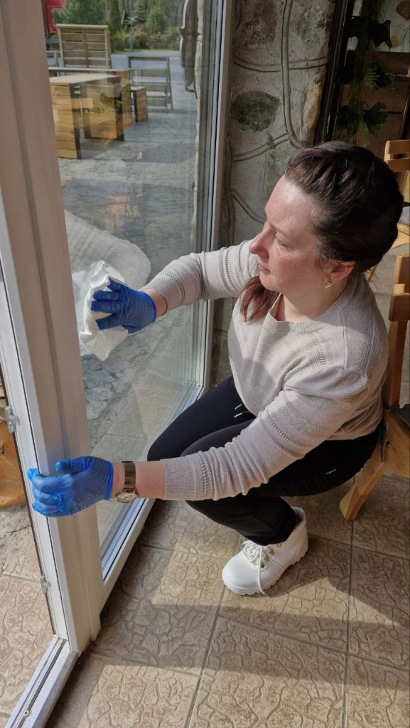 субботник коробчицы (11).JPG