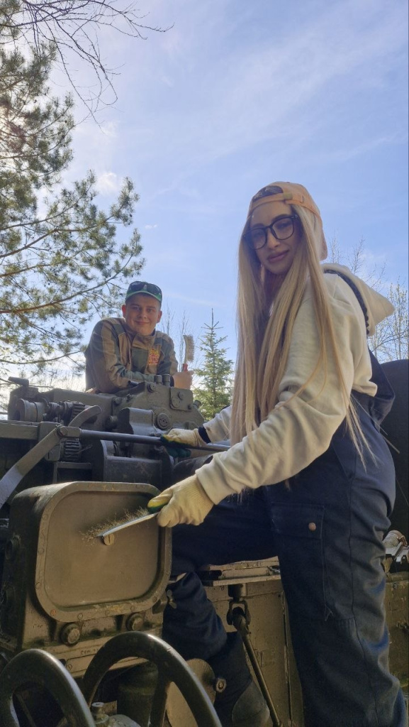 субботник коробчицы (9).JPG